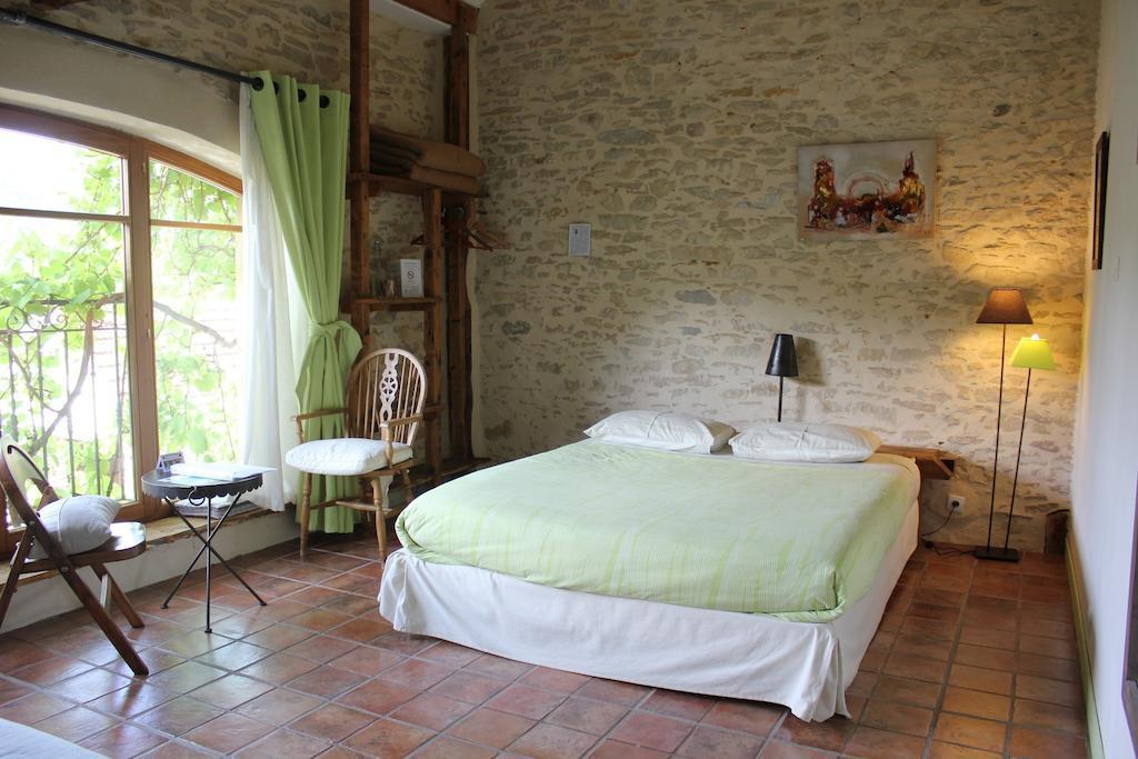 Bed and Breakfast La Bicyclette Fleurie Villemoirieu Zimmer foto
